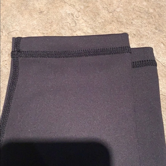 NWOT Gymshark dreamy leggings - Picture 3 of 4